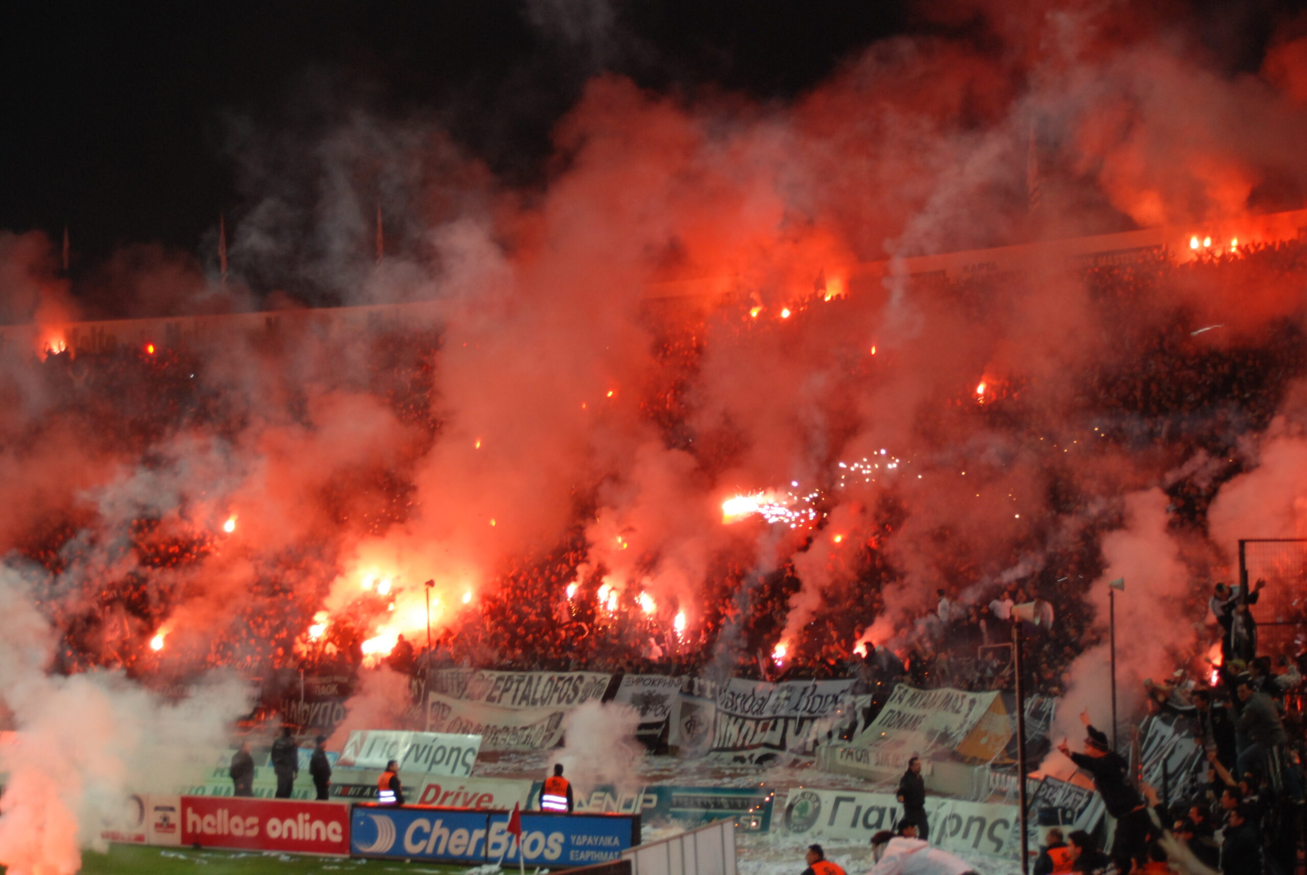 Top 10 chants in Greek football